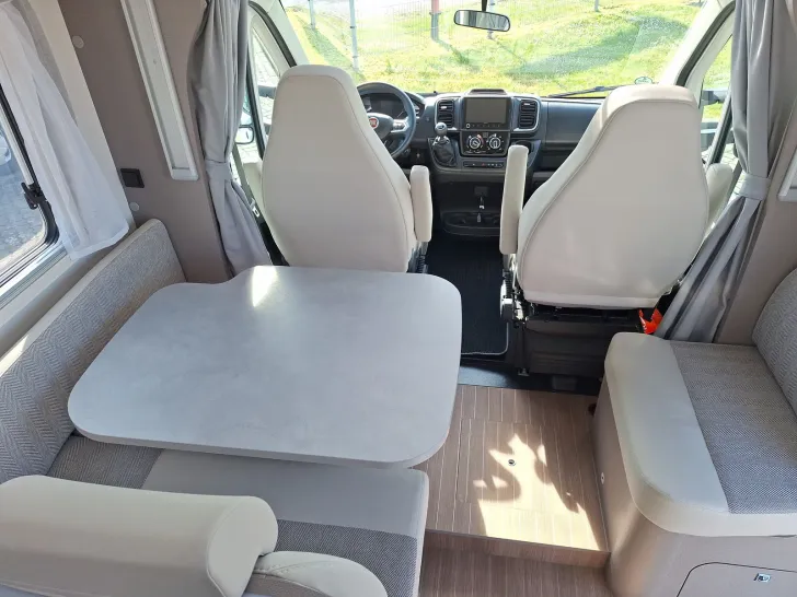 Fahrzeugbild Etrusco T 7400 SB #10