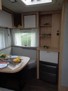 Fahrzeugbild Knaus Sport 460 EU Ambiente Rollbett Badf sofort #13
