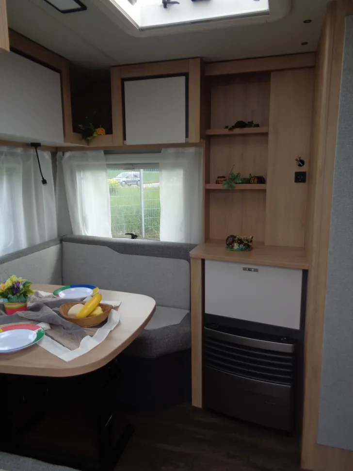 Fahrzeugbild Knaus Sport 460 EU Ambiente Rollbett Badf sofort #13