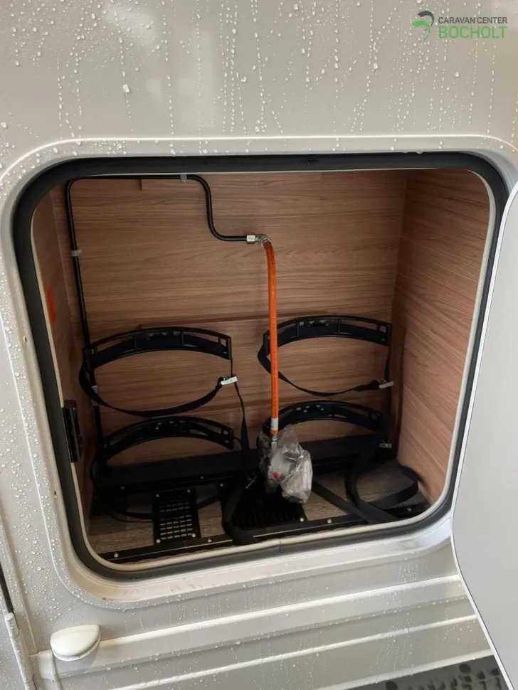 Fahrzeugbild Weinsberg CaraSuite FORD 700 MEG Ehemaliger Mietwagen #11