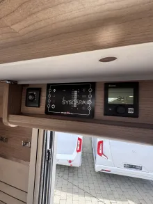 Fahrzeugbild Malibu T 430 LE Hubstützen Lithium Solar Pandora TV #11