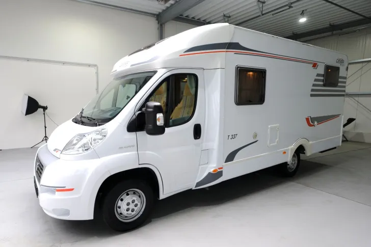 Fahrzeugbild Carado T 337/Einzelbetten/Garage/Klima/Markise #2