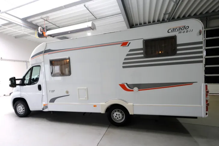 Fahrzeugbild Carado T 337/Einzelbetten/Garage/Klima/Markise #3
