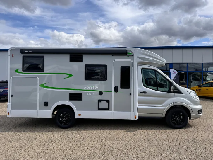 Fahrzeugbild Forster T 669 EB Coupe, MJ25, Neuheit 2025 #8