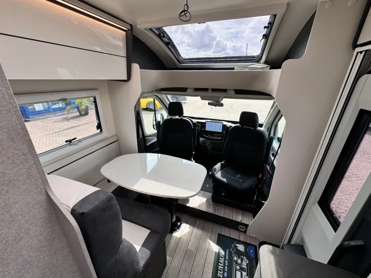 Fahrzeugbild Forster T 669 EB Coupe, MJ25, Neuheit 2025 #11