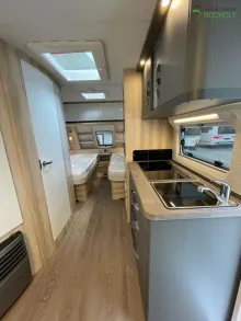 Fahrzeugbild Hobby De Luxe 495 UL Ehemaliger Mietwagen / 1800 kg #8