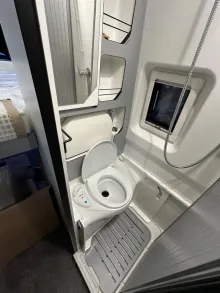 Fahrzeugbild Mooveo VAN-63XL - Hubbett - 11.859,- Euro Sonderaktion #24