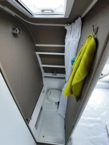 Fahrzeugbild Dethleffs c' go 495 FR Verfüg./Sparen Sie 1.348,- € #17