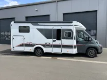 Fahrzeugbild Bürstner Lyseo Time Skyline T 726 G AT8G+Markise #4