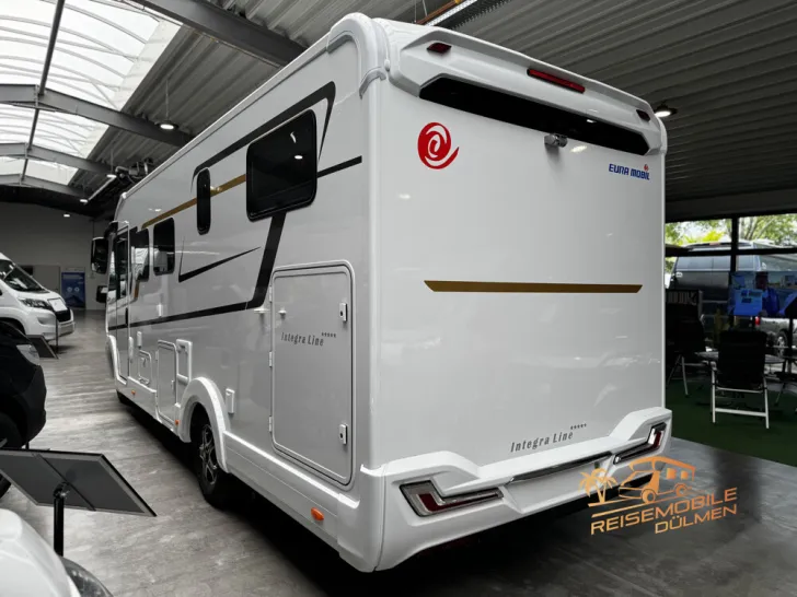 Fahrzeugbild Eura Mobil Integra Line 720 EF Hubbett #8