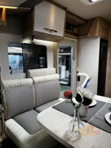 Fahrzeugbild Eura Mobil Integra Line 720 EF Hubbett #12