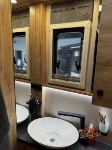 Fahrzeugbild Eura Mobil Integra Line 720 EF Hubbett #17