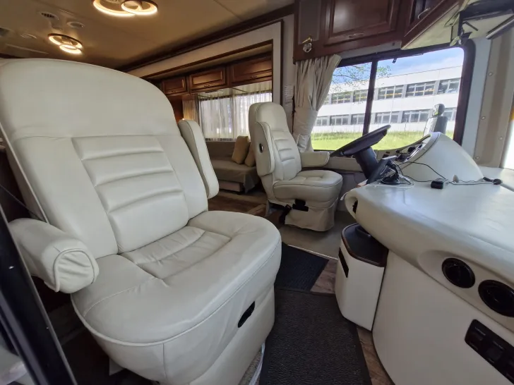Fahrzeugbild Fleetwood Flair 30 H Bounder 34 #4
