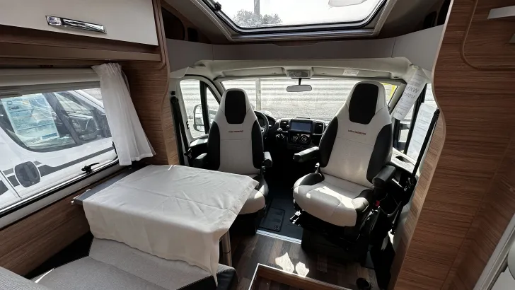 Fahrzeugbild Weinsberg CaraCompact 600 MEG EDITION [PEPPER] #7