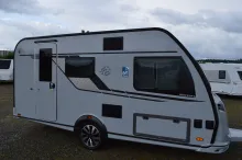 Fahrzeugbild Knaus Südwind 420 QD 60 YEARS Kühlschrank 142l #1