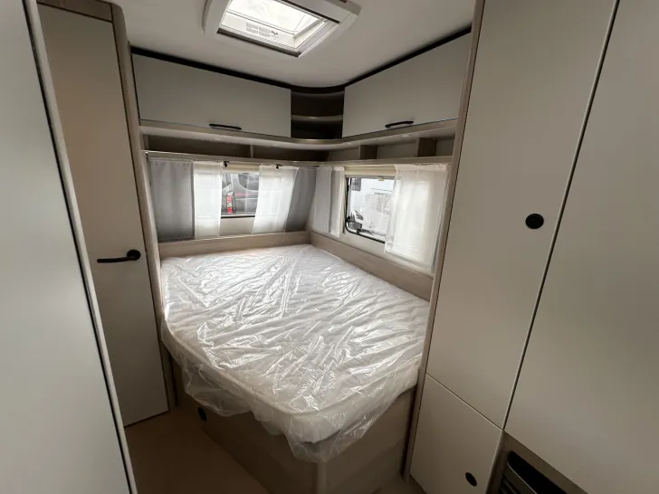 Fahrzeugbild Bürstner Premio 460 TS SkyLine Paket | MBI App | 1600 kg #13