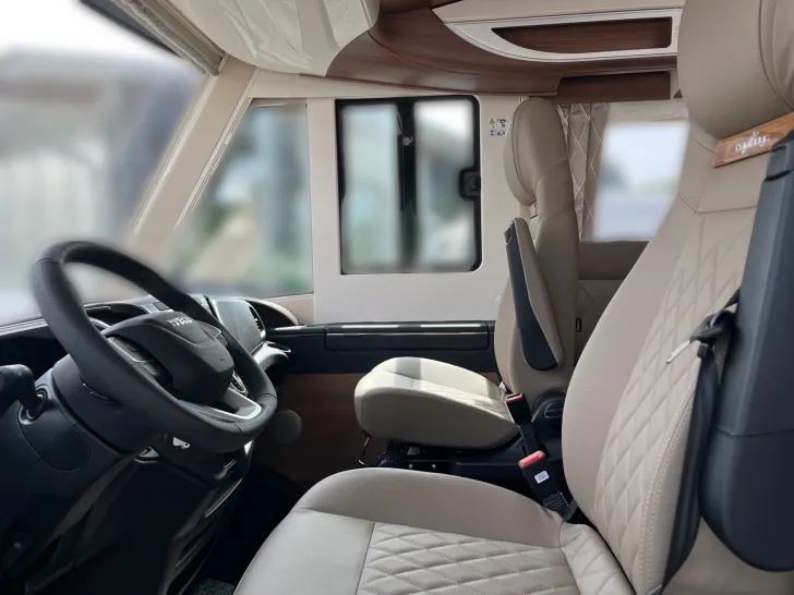 Fahrzeugbild Carthago chic s-plus I 61 XL LE sofort verfügbar #7