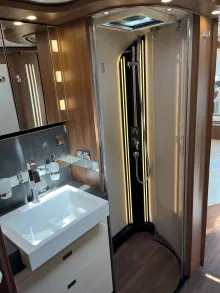 Fahrzeugbild Carthago chic s-plus I 61 XL LE sofort verfügbar #15