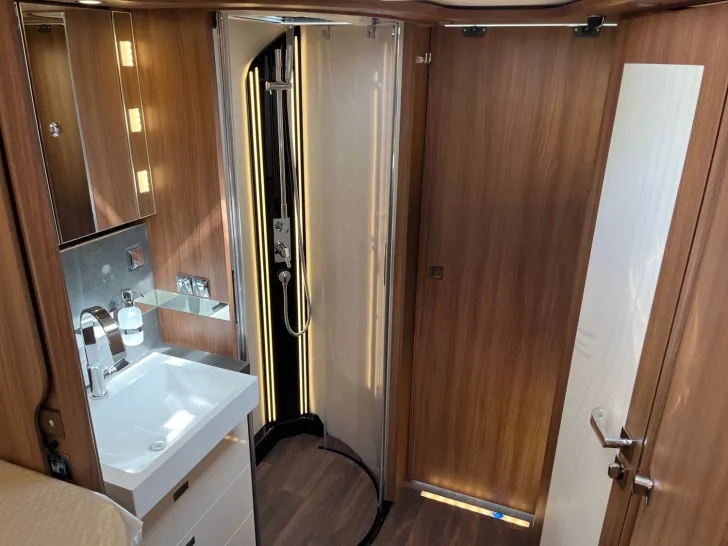 Fahrzeugbild Carthago chic s-plus I 61 XL LE sofort verfügbar #19
