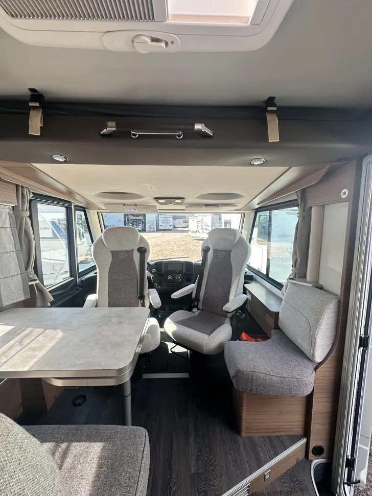 Fahrzeugbild Knaus L!VE I 650 MEG #8