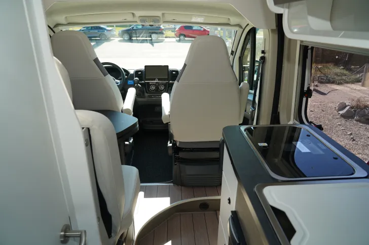 Fahrzeugbild VanTourer 540 D #13
