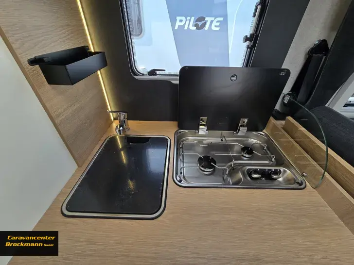 Fahrzeugbild Pilote Atlas A650D Modell 2025, UVP 86090Euro #16