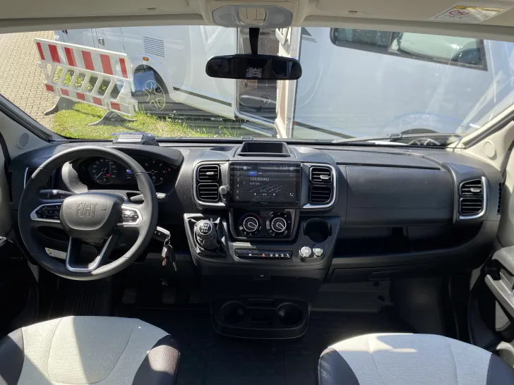 Fahrzeugbild Weinsberg CaraCompact 600 MEG EDITION [PEPPER] #7