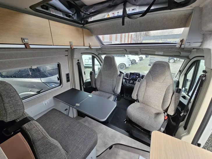 Fahrzeugbild Hymer Camper Van Ayers Rock #23