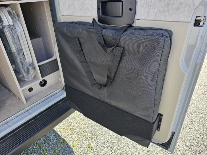 Fahrzeugbild Hymer Camper Van Ayers Rock #28