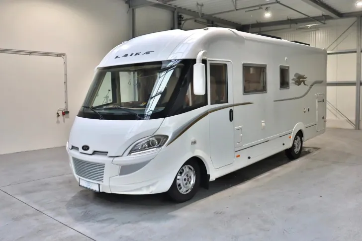 Fahrzeugbild Laika KREOS 7010/Automatik/Festbett+Hubbett/TOP #2