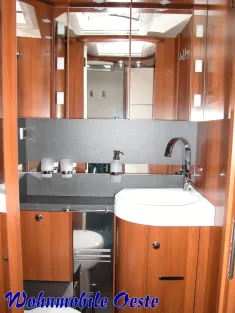 Bild 8 Carthago liner-for-two I 53 Lithium, Klima, Luftfeder