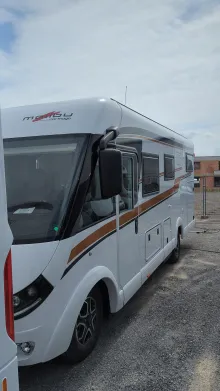 Seitlich Malibu I 490 RB-LE comfort 4.2t