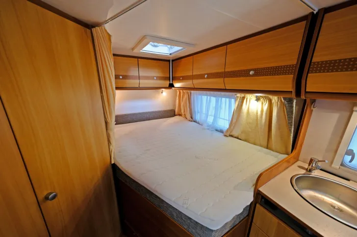 Fahrzeugbild Carado T 345/Festbett/Standklima/Markise/Solaranlage #12