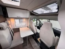 Fahrzeugbild Carado V 337 #2