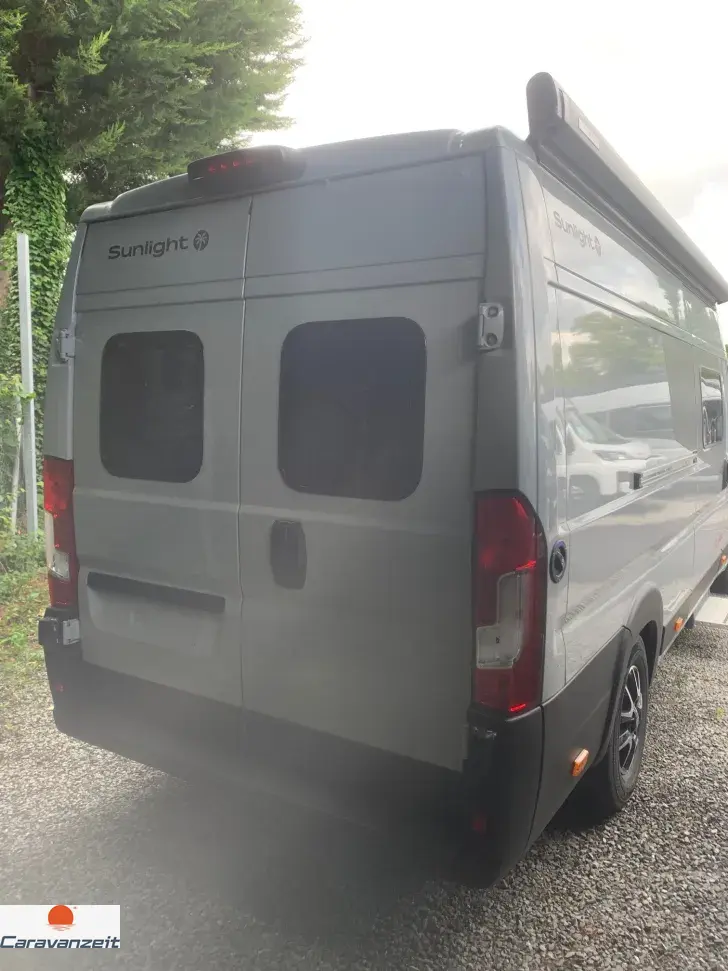Fahrzeugbild Sunlight Camper Van Cliff 640 X RT 3 Pakete+Schlafdach* #9