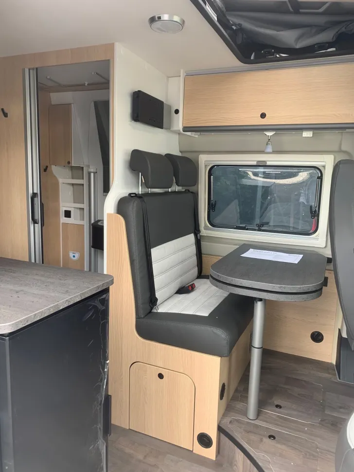 Fahrzeugbild Sunlight Camper Van Cliff 640 X RT 3 Pakete+Schlafdach* #12