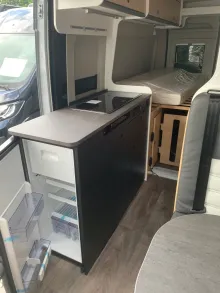 Fahrzeugbild Sunlight Camper Van Cliff 640 X RT 3 Pakete+Schlafdach* #14