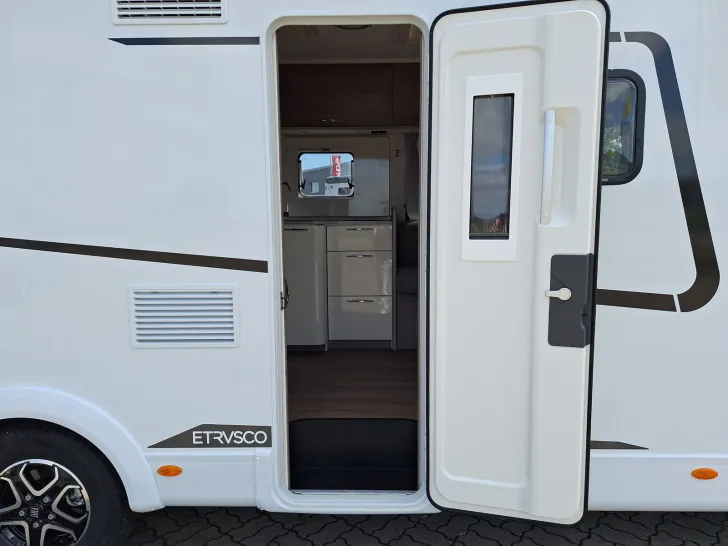 Fahrzeugbild Etrusco I 7400 SBC 180 PS AUTO HEAVY #8