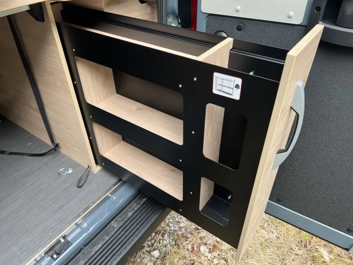 Fahrzeugbild Dethleffs Globetrail 600 DK Fiat *REISELUST-PRÄMIE* #9