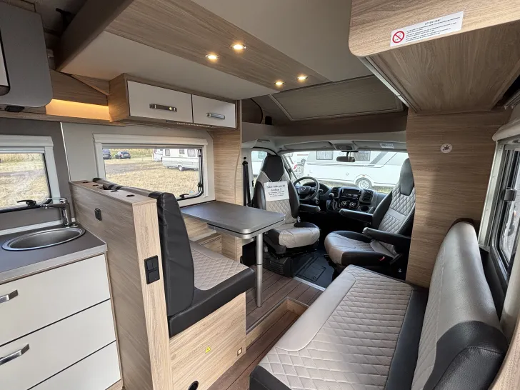 Fahrzeugbild Weinsberg CaraSuite 650 MF #12