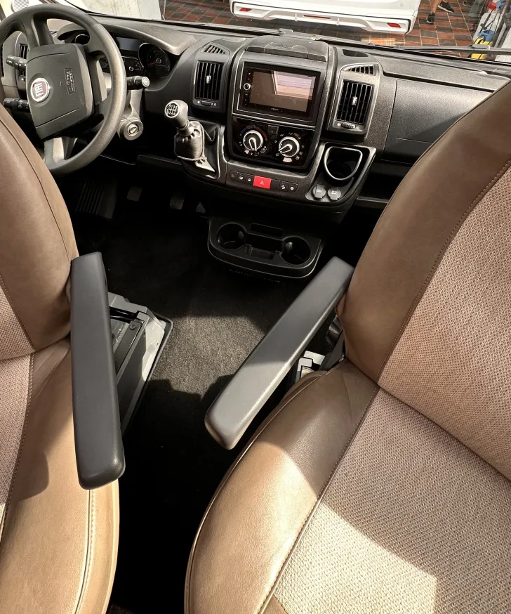 Fahrzeugbild Eura Mobil Profila T 695 HB #11