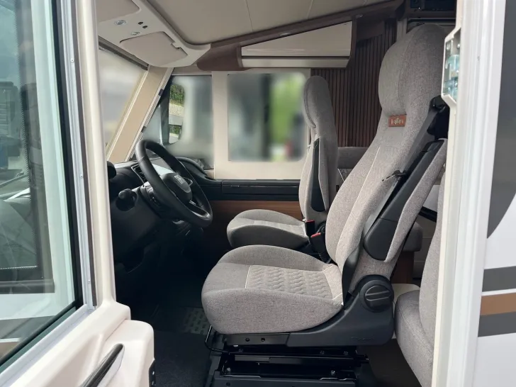 Fahrzeugbild Carthago C1-tourer I 143 KB LE comfort #7