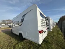 Schräg Hinten Hobby Optima ONTOUR T65 HFL SAT & ZV / Radio,Navi + RFK