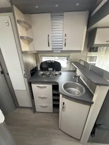 Küchen Hobby Optima ONTOUR T65 HFL SAT & ZV / Radio,Navi + RFK