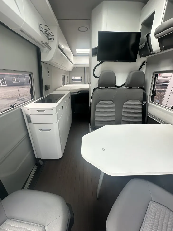 Fahrzeugbild VW Grand California 680 #6