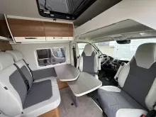 Sitzgruppe VanTourer 600 D Radio, Navi & RFK / 165 PS