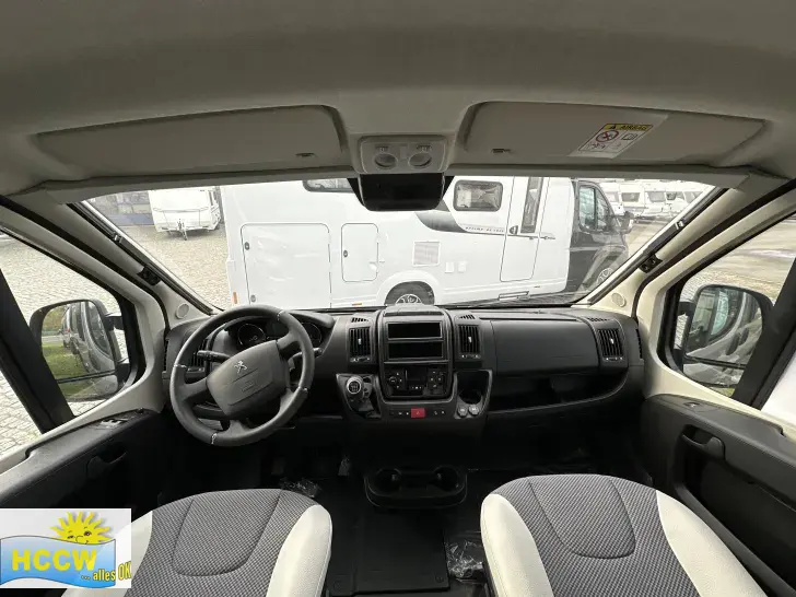 Fahrerhaus VanTourer 600 D Radio, Navi & RFK / 165 PS