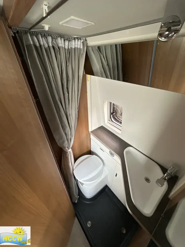 Toilette VanTourer 600 D Aufstelldach, Klima u. Li-Batt