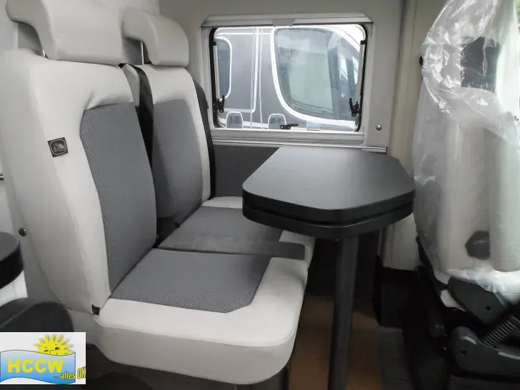 Fahrzeugbild VanTourer 600 L Automatik #13