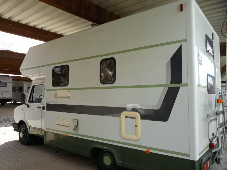 Fahrzeugbild DAF V 400 #5